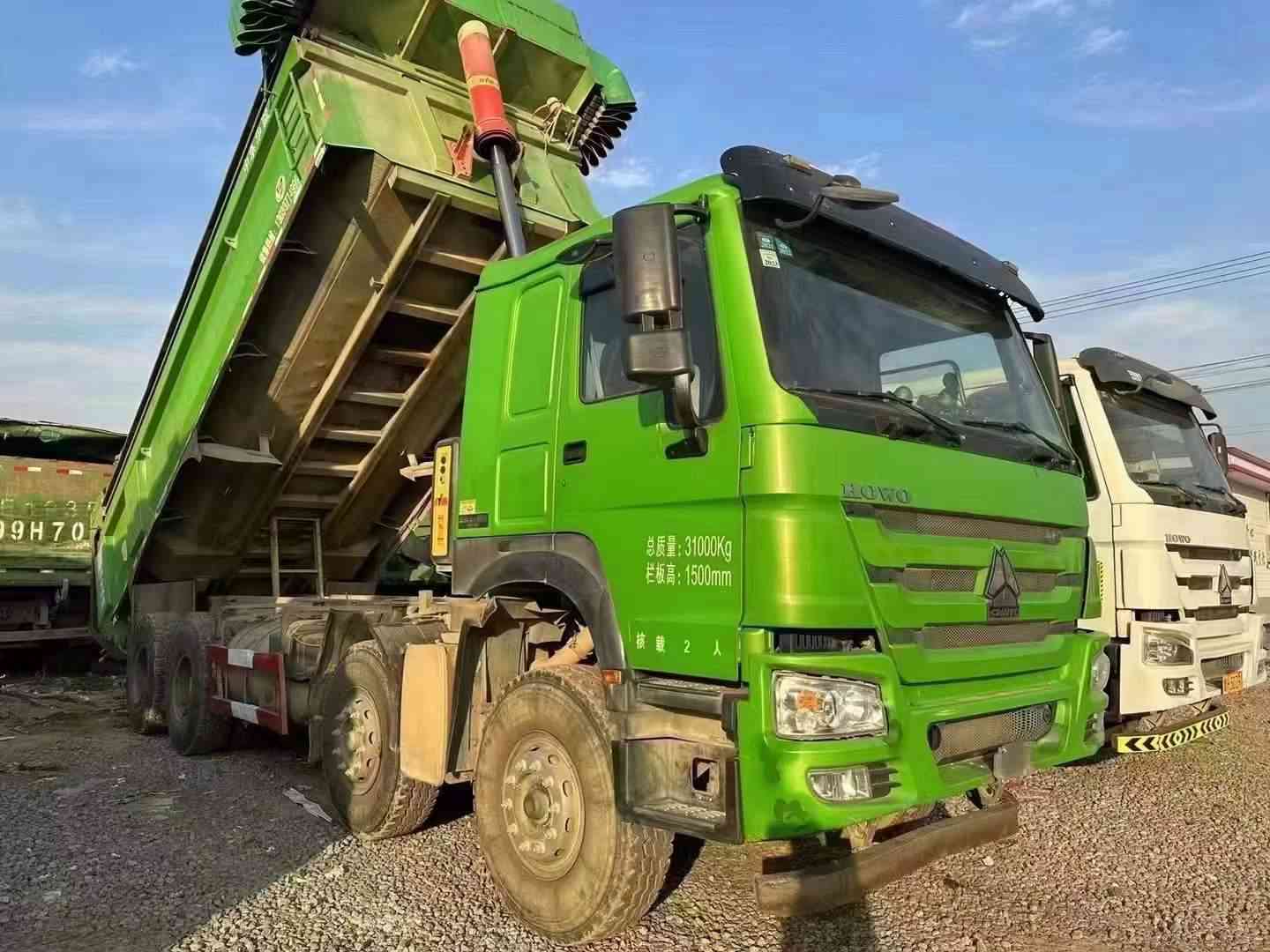 二手渣土车自卸车