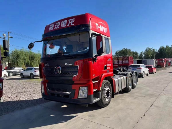 二手低顶牵引车