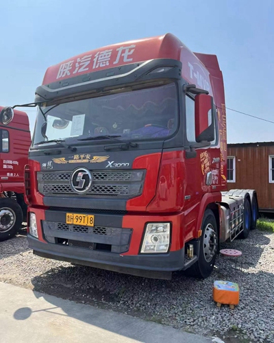 二手德龙X3000牵引车