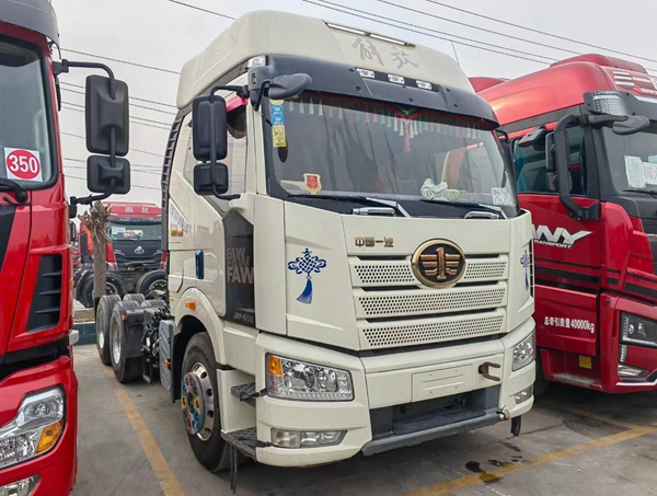 ac米兰的体育
 解放J6P500马力